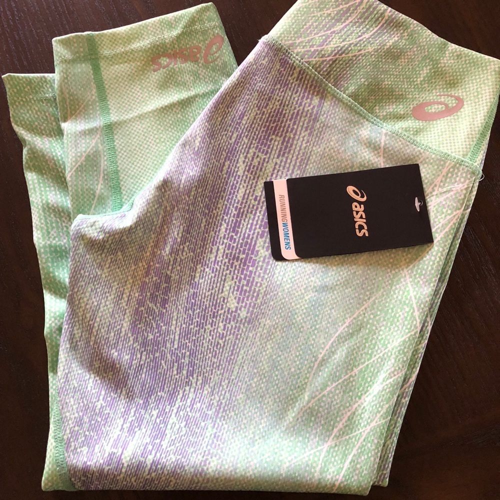🆕 ASICS Women’s Running Capri Pants